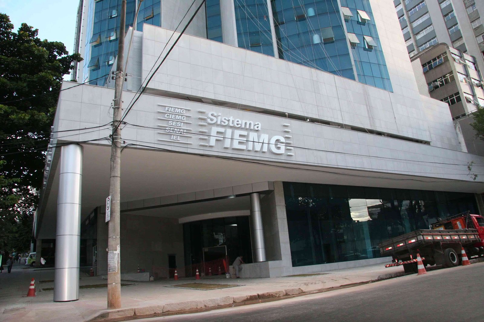 FIEMG apoia medida provisória que pretende ampliar empregabilidade em Minas e no Brasil Contrato Verde e Amarelo vai ampliar empregabilidade em Minas e no Brasil