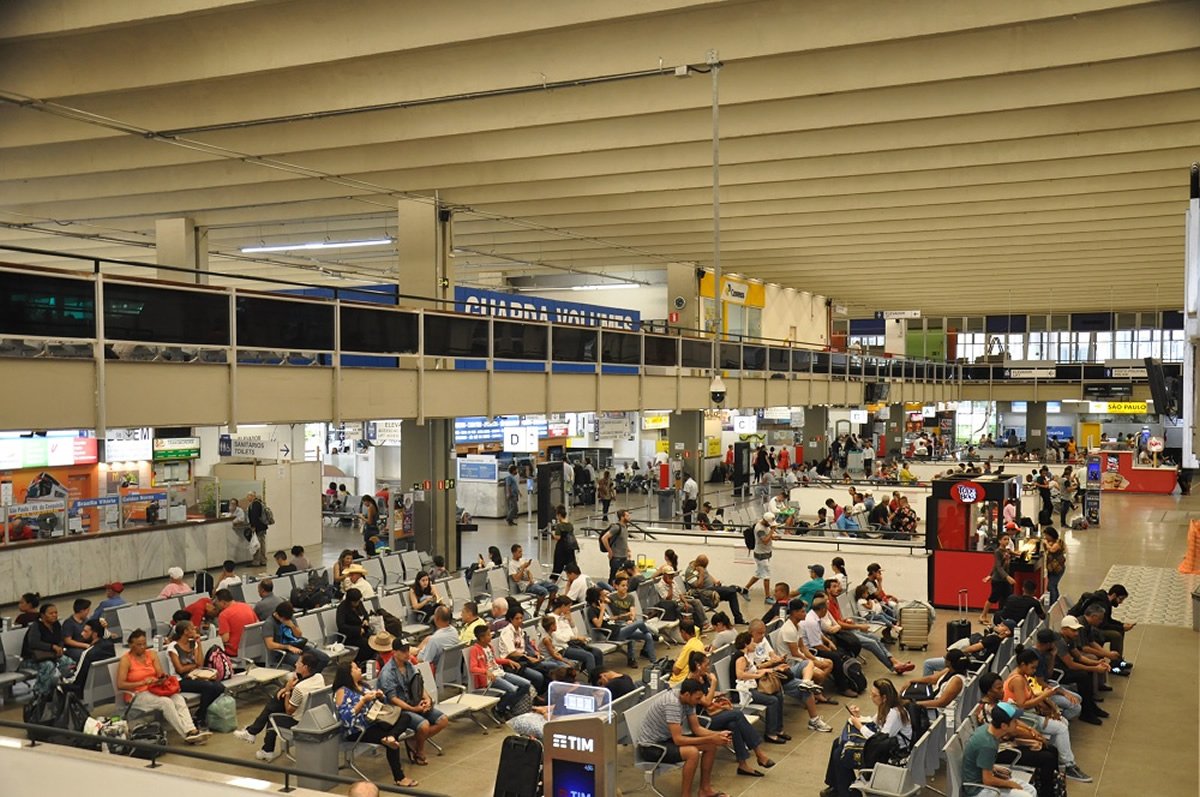 Mais de 330 mil pessoas devem passar pela rodoviária da capital neste carnaval Mais de 330 mil pessoas devem passar pela rodoviária da capital neste carnaval