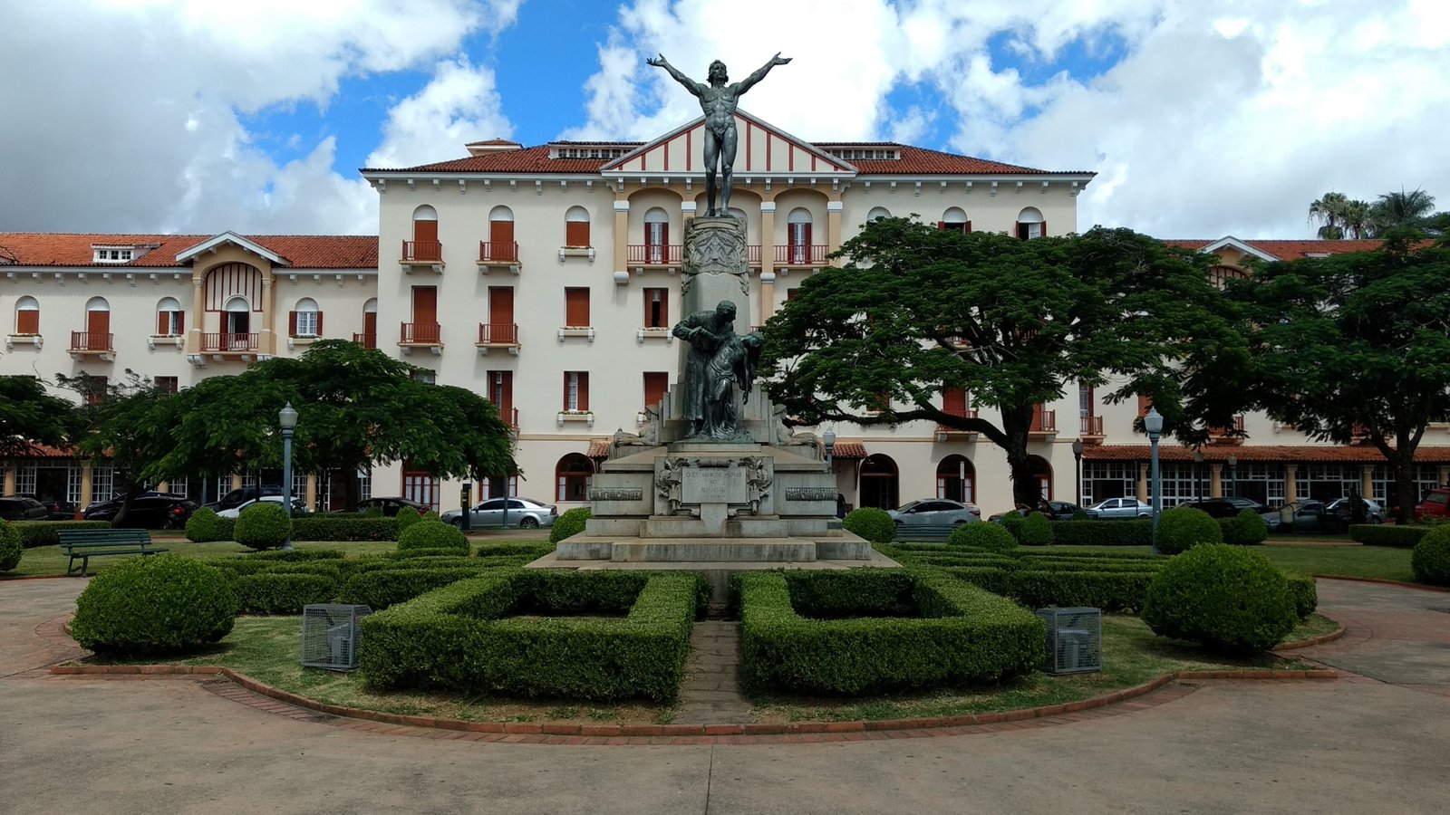 Prefeitura de Poços de Caldas estabelece medidas de prevenção e enfrentamento ao Coronavírus Prefeitura de Poços de Caldas estabelece medidas de prevenção e enfrentamento ao Coronavírus
