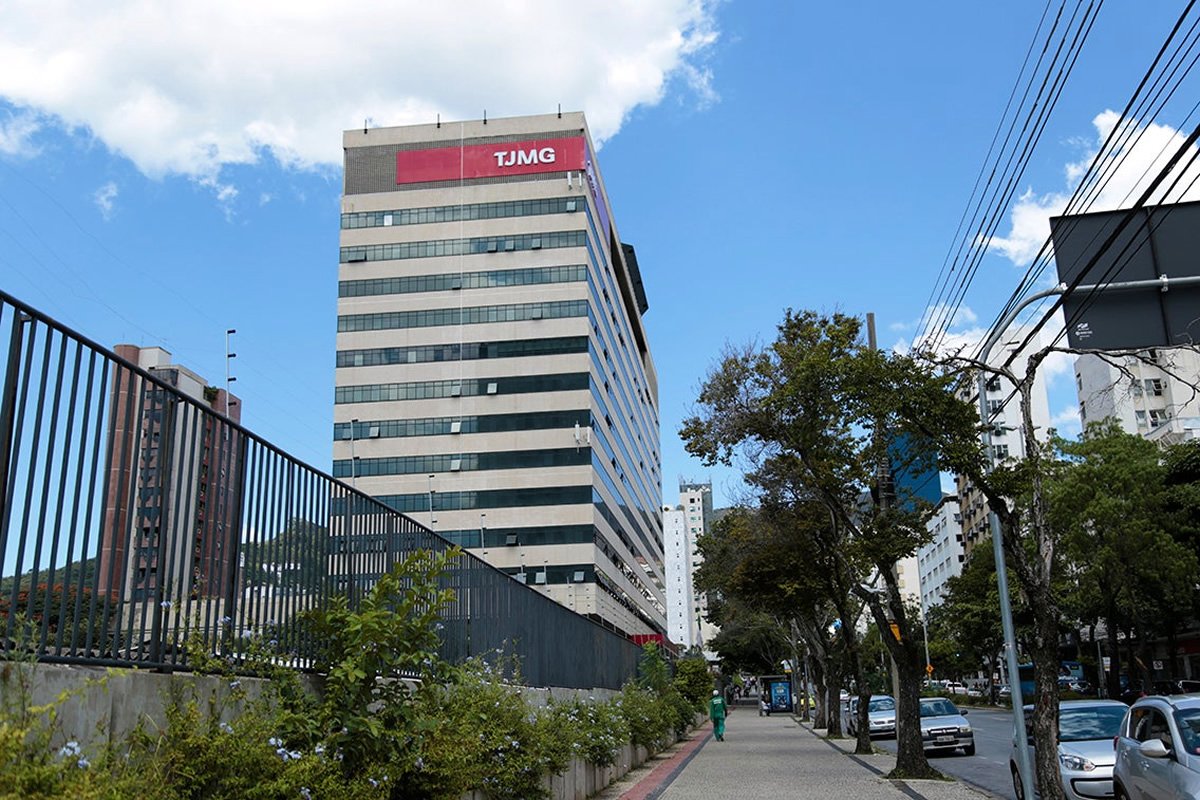 Tribunais mineiros suspendem audiências para conter avanço do coronavírus Tribunais mineiros suspendem audiências para conter avanço do coronavírus