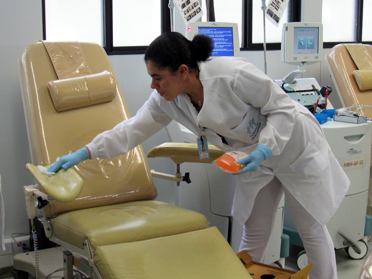 Hemominas intensifica cuidados para continuar recebendo doadores e pacientes durante a pandemia Hemominas intensifica cuidados para continuar recebendo doadores e pacientes durante a pandemia