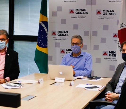 Romeu Zema discute ações de enfrentamento ao coronavírus em Minas Gerais Governador participa de reunião da Comissão Federal da Covid-19, que também contou com a presença do ministro interino da Saúde, general Eduardo Pazuello