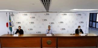 Zema faz balanço da abertura de leitos de UTI no estado